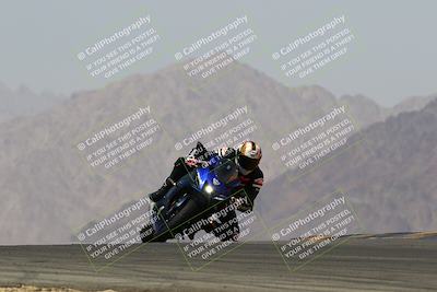 media/Apr-10-2022-SoCal Trackdays (Sun) [[f104b12566]]/Turn 9 (130pm)/